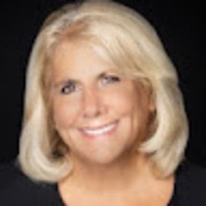 Meet your Posher, Cynthia